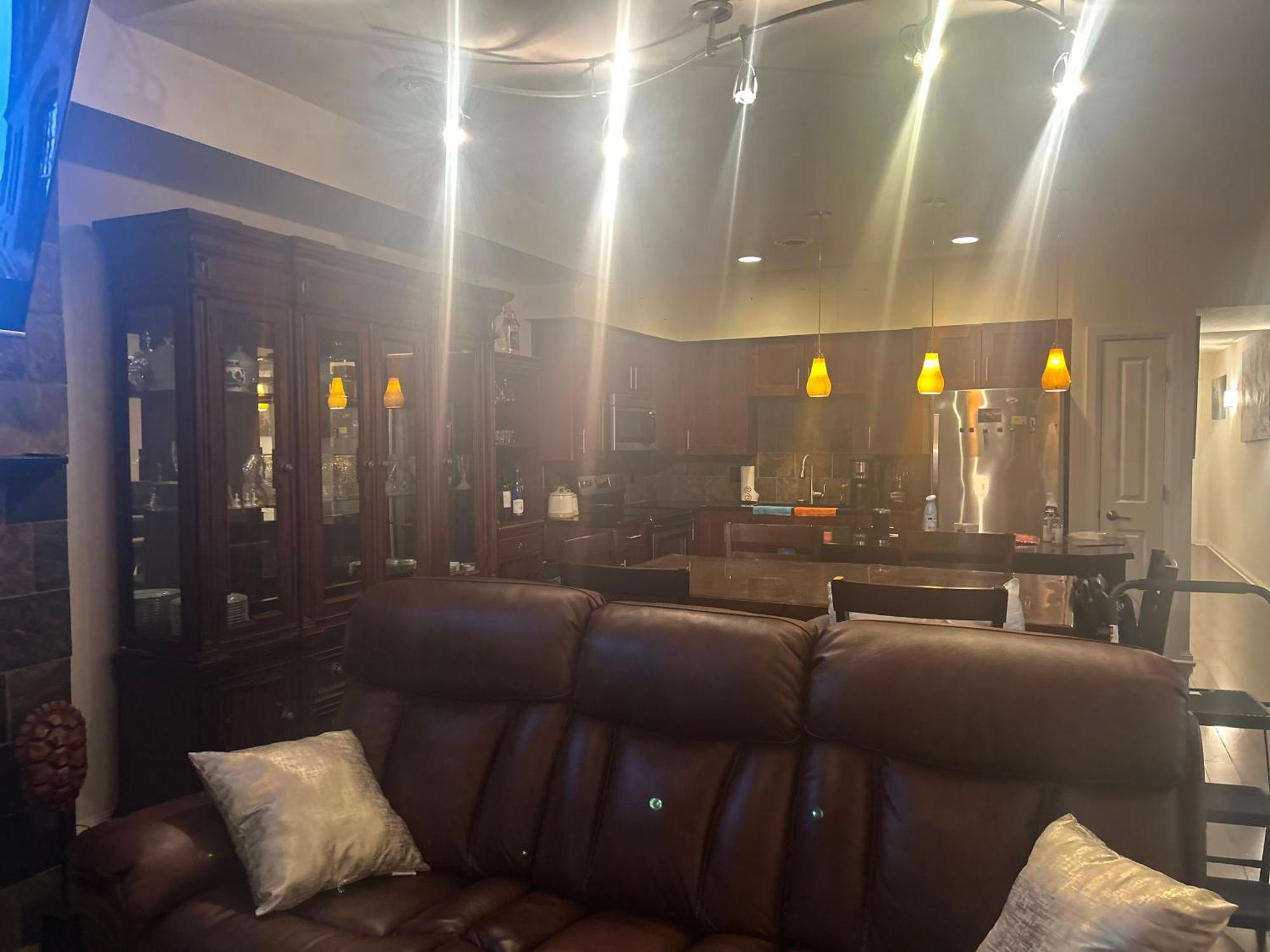 Bed And Breakfast In The Lake View Penthouse Cleveland Exterior photo